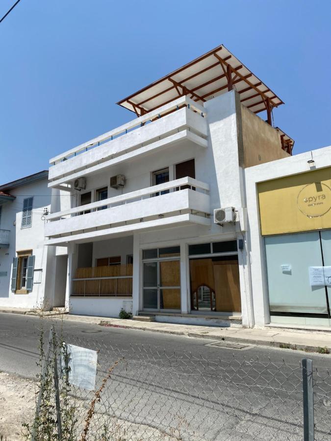 Past Or Tail Rooms Larnaca Exterior photo